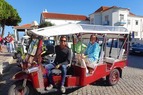 Lisbona: tour privato in tuk tuk elettrico dei sette colli