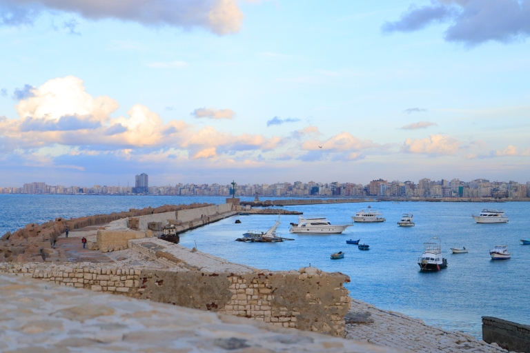 Z Kairu: całodniowa historyczna wycieczka po AleksandriiPrywatna wycieczka z biletem wstępu i lunchem