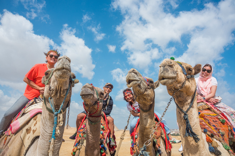 Kair: Pyramids Quad Bike Adventure i opcjonalna przejażdżka na wielbłądach1-godzinna jazda na quadach i 30-minutowa przejażdżka na wielbłądzie