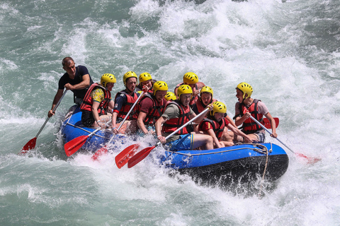 Antalya: Super Combo Monster Jeep Safari, Rafting i ZiplineAntalya: safari jeepem Monster Scorpion, rafting i tyrolka