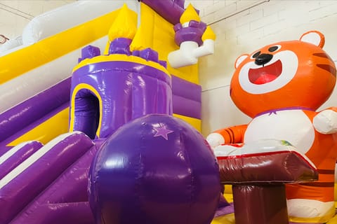 Singapore: Bouncetopia