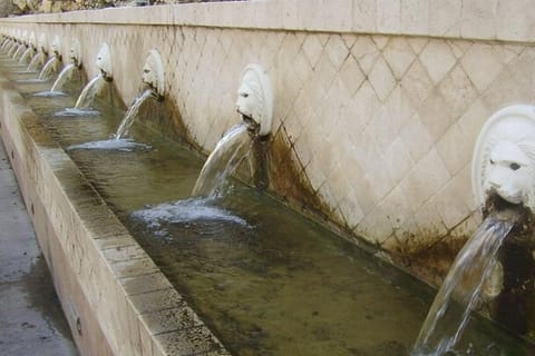 Heraklion: gita di un giorno ai villaggi cretesi con il monastero di Arkadi