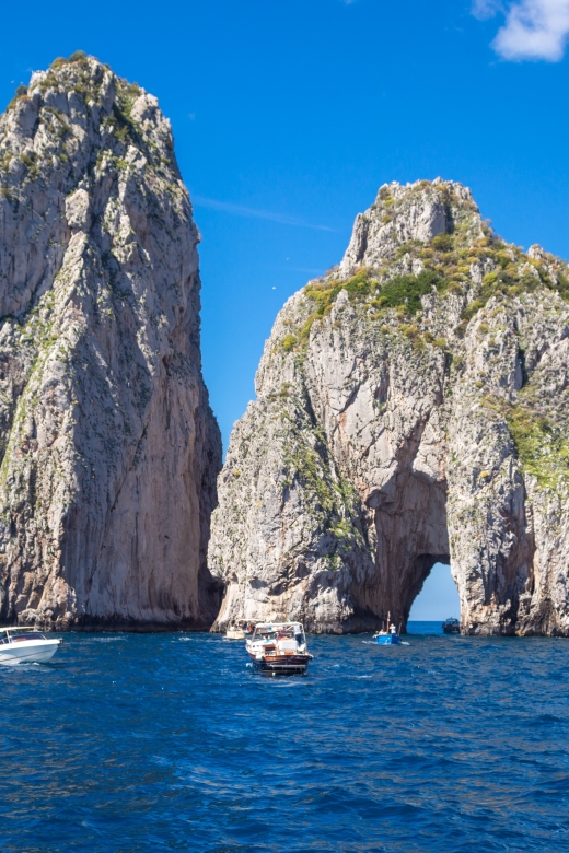 Capri Travel Tips - Suggestions to visit the Blue Island - Leisure Italy