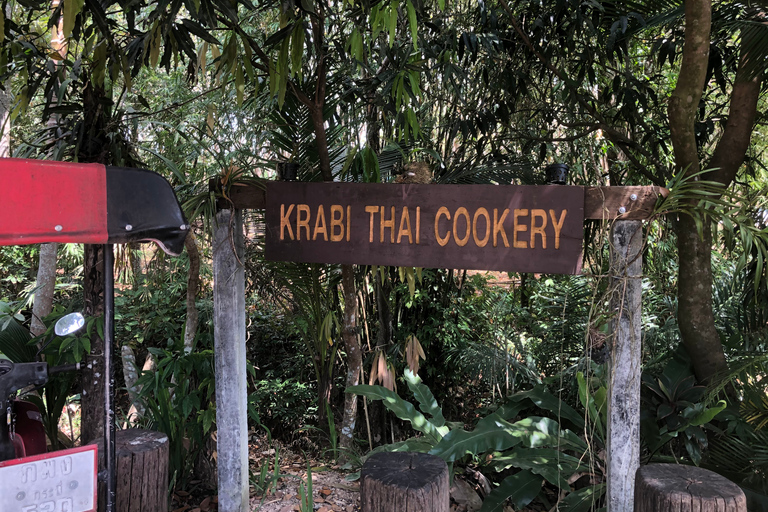 Krabi: Evening Thai Cooking Class at Ya's Cookery Krabi: Evening Thai Cookery Class with Chef Ya in Ao Nang