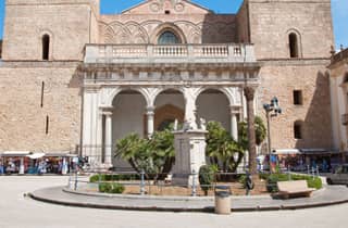 Monreale & Segesta von Palermo aus – Kleine Gruppe
