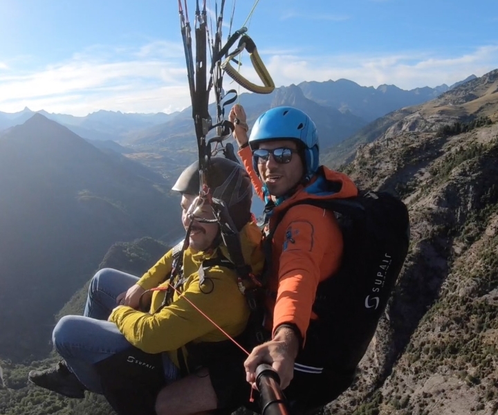 Panticosa: Pyrenees Paragliding Experience