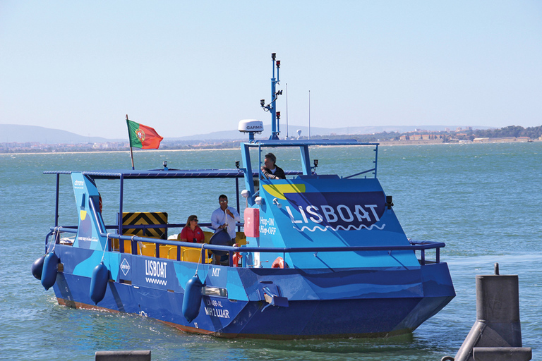 Lisboa: Quatro Linhas de Ônibus Hop-on Hop-off e Bilhete de BarcoLisboa: 4 Circuitos de Ônibus e Barco Hop-On Hop-Off