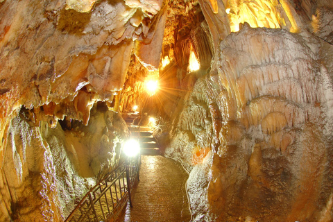 Kefalônia: Excursão em terra para as cavernas de Melissani e DrogaratiKefalonia: Excursão Terrestre às Cavernas Melissani e Drogarati