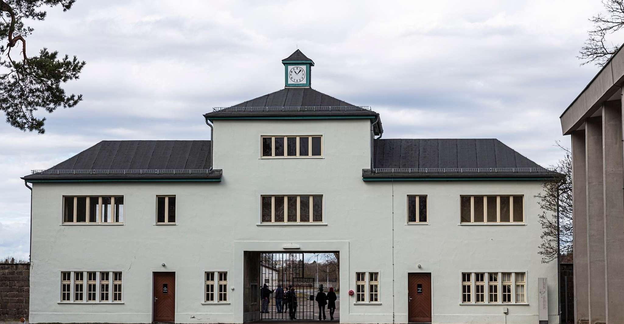 Berlin, Sachsenhausen Concentration Camp Memorial Tour - Housity