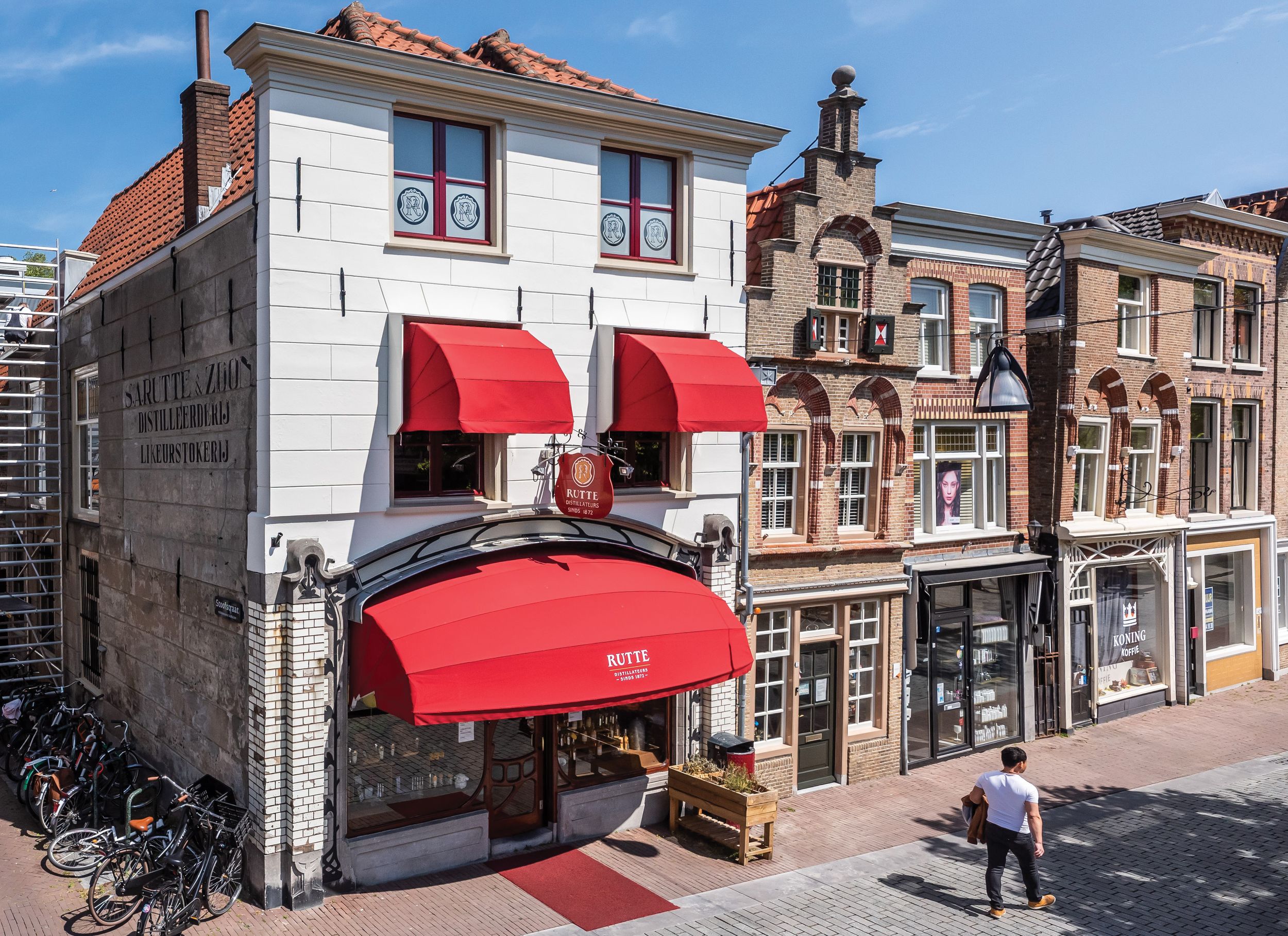 Dordrecht: Brennereibesichtigung mit Verkostung von holländischem Gin & Genever