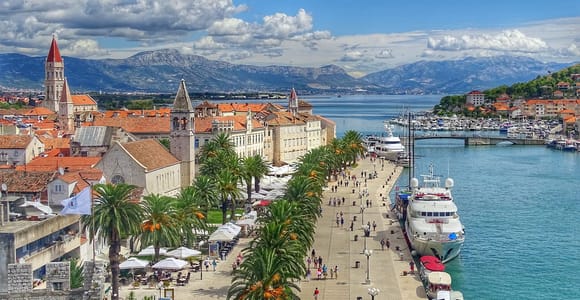 Von Split aus: Halbtagestour durch die Altstadt von Trogir in einer Kleingruppe