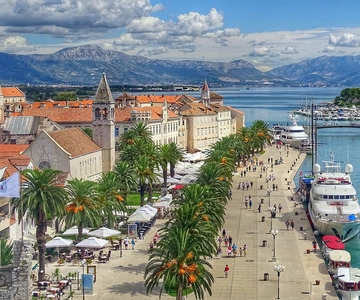 From Split: Half-Day Tour of Trogir Old Town in Small Group