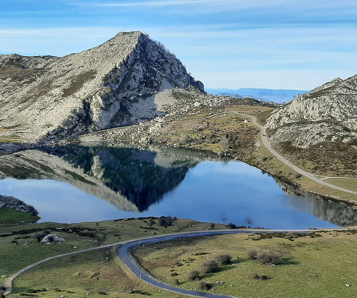 Cangas de Onís: Lakes of Covadonga Guided Tour