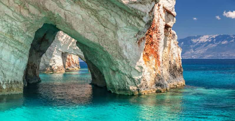 visit kefalonia from zante