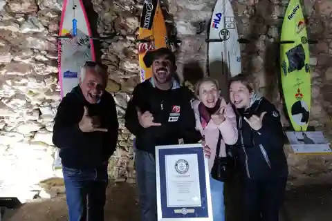 Lisbona: trasferimento di sola andata per Porto con le fermate di Obidos, Nazare e Fatima
