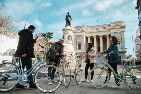 Madrid: Geführte historische Vintage FahrradtourGeführte Tour auf einem Vintage-Bike