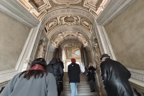 Venice: Doge's Palace Guided Tour With Skip-The-Line Tickets Small group tour