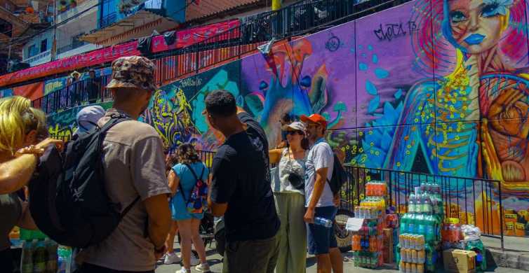 Medellín: Comuna 13 Oltre la storia e i graffiti | GetYourGuide