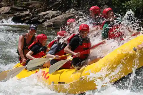 Ocoee River: Middle Ocoee Guided Rafting Tour