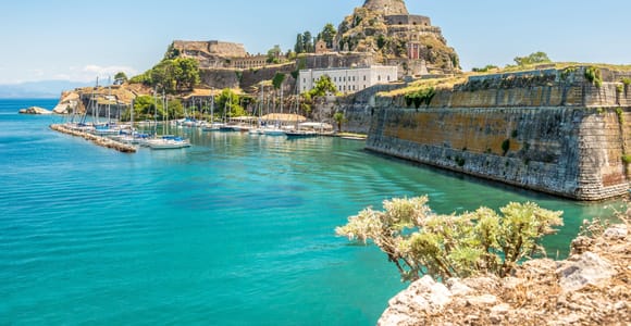 From Corfu Port: Shore Trip with Boat Tour or Beach Time