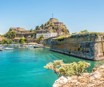 From Corfu Port: Shore Trip with Boat Cave Tour or Beach