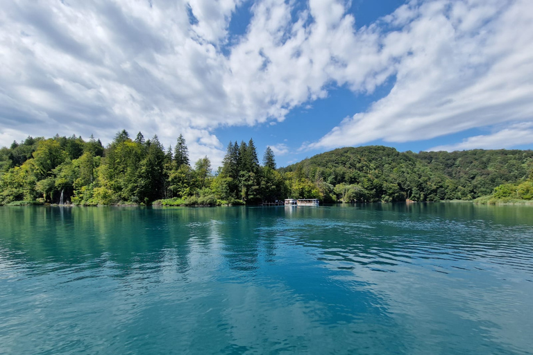 From Zadar: Plitvice Lakes Guided Tour with Boat & Train