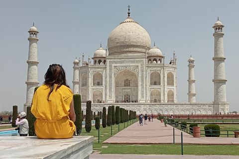 New Delhi: 2-Day Tour of Agra &amp; Fatehpur by Superfast TrainTour with 4-Star Hotel Accommodation