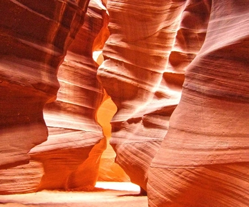 Page: Upper Antelope Canyon Tour with Navajo Guide