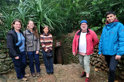 De Hue: excursão DMZ privada de meio dia com túneis Vinh Moc