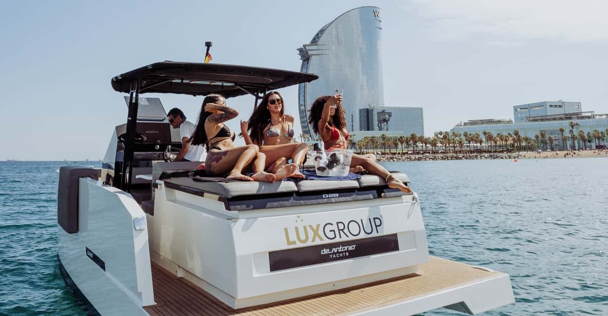 private yacht tour barcelona