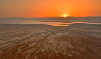 Von Tel Aviv, Masada at Sunrise, Ein Gedi und Dead Sea Tour - Hizvo