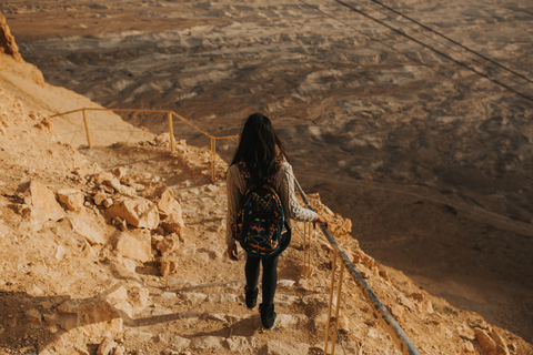 Z Tel Awiwu: Masada o wschodzie słońca, Ein Gedi i wycieczka po Morzu MartwymZ Tel Awiwu: Masada o wschodzie słońca, Ein Gedi i wycieczka nad Morze Martwe