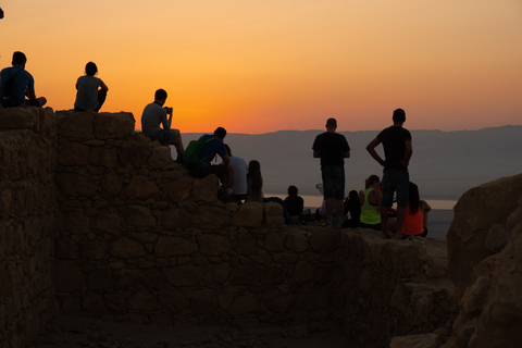 Z Tel Awiwu: Masada o wschodzie słońca, Ein Gedi i wycieczka po Morzu MartwymZ Tel Awiwu: Masada o wschodzie słońca, Ein Gedi i wycieczka nad Morze Martwe