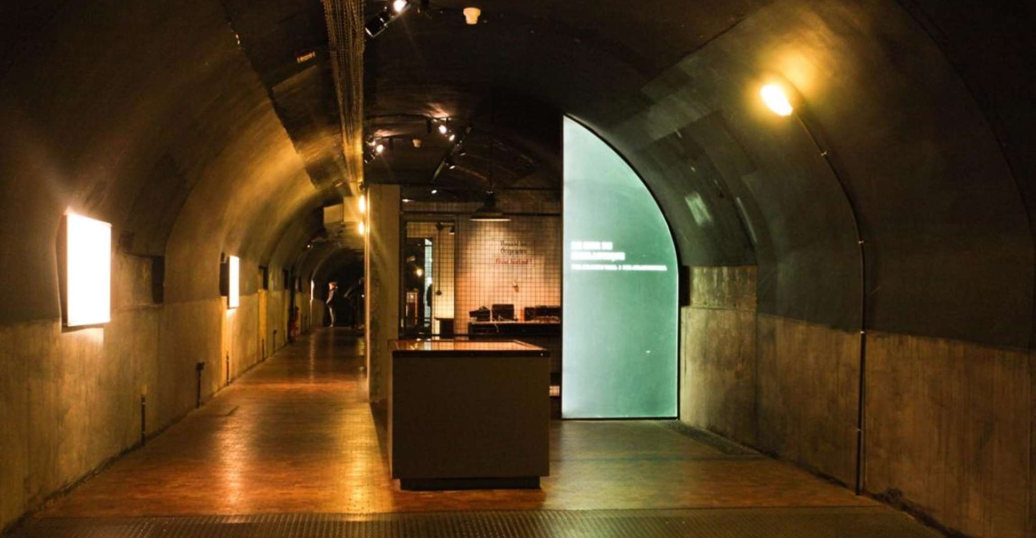 Caen, Eintrittskarte für das Memorial Museum - Hizvo