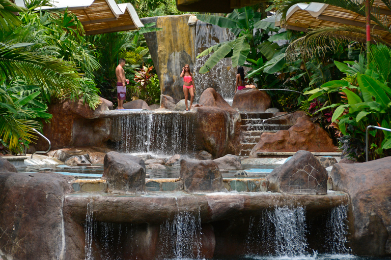 Costa Rica: Baldi Hot Springs Tagespass mit optionalen MahlzeitenBaldi Hot Springs Tagespass mit Abendessen