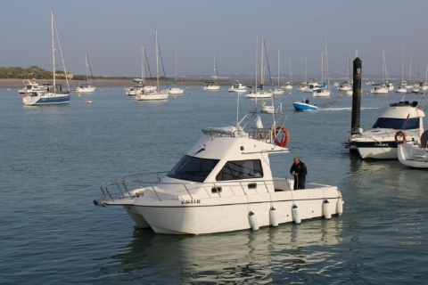 Cadix : Location privée d'un catamaran de 2 heures avec capitaine personnel