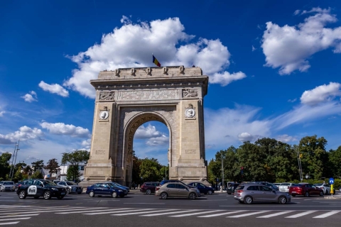 Bucarest: Visita a pie y en transporte público en grupo reducido