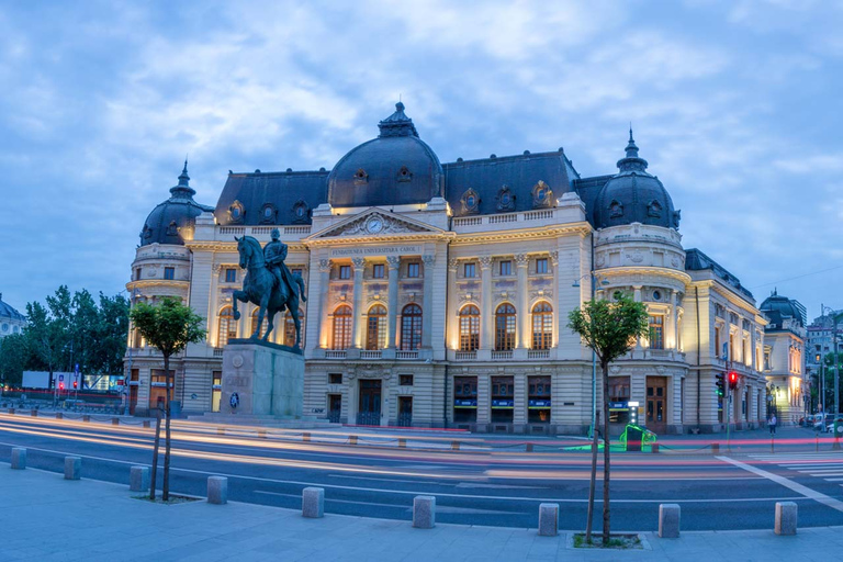 Bukarest: Kleingruppen-Tour zu Fuß und mit öffentlichen Verkehrsmitteln