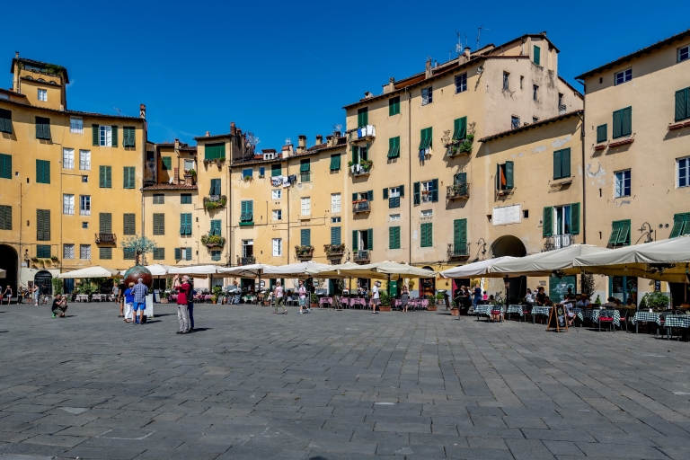 Highlights of Lucca Small Group Guided Tour Private Tour in English