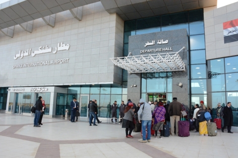 Kairo: Privater Transfer vom/zum internationalen Flughafen Sphinx