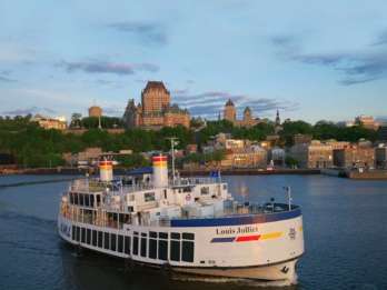 Von Montreal aus: Quebec City Trip mit Kreuzfahrt und Montmorency Fall