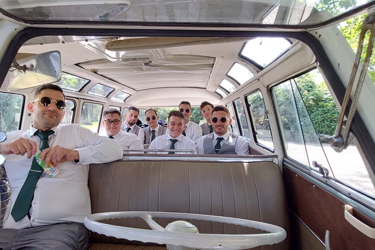 Porto: Private Sightseeing Tour by VW Kombi (2–8 People) Porto: Exclusive Sightseeing Tour- VW Kombi (2 to 8 people)