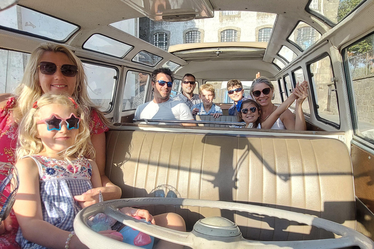 Porto: Private Sightseeing Tour by VW Kombi (2–8 People) Porto: Exclusive Sightseeing Tour- VW Kombi (2 to 8 people)