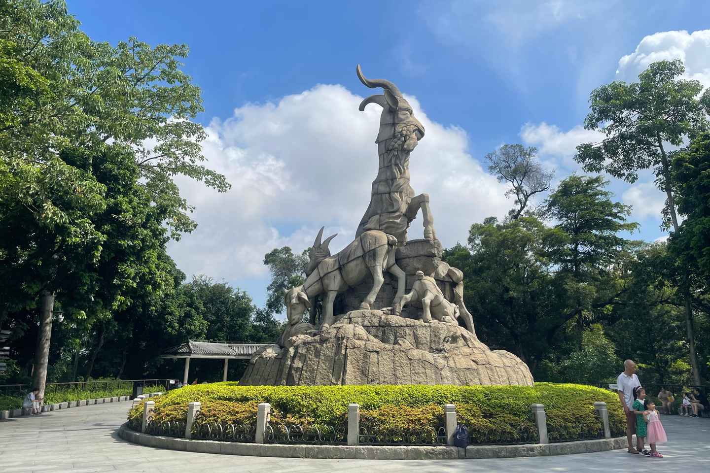 Guangzhou Day Tour By Metro & Boat