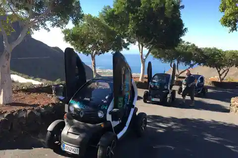 Tenerife: Private Renault Twizy Tour