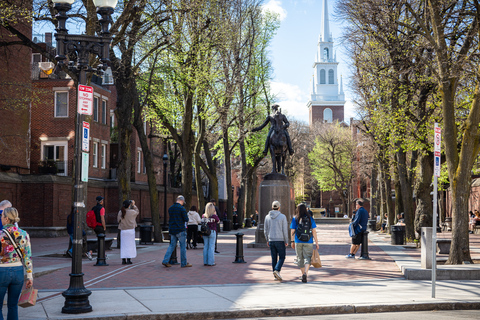 Boston: Experiência gastronômica em North End com pizzas, carnes e queijosTour Privado