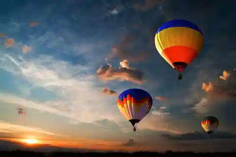 Cappadocia: Cat Valley at Sunrise Hot Air Balloon Ride