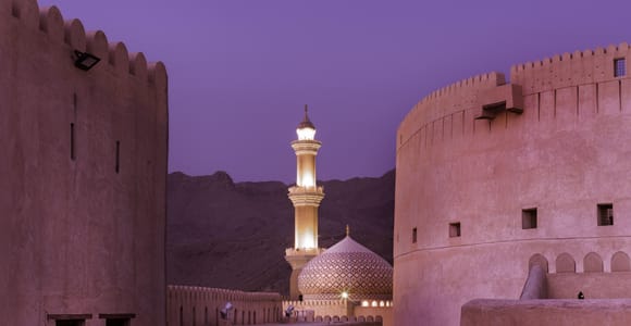 From Muscat: Nizwa Guided Tour with Optional Overnight Stay