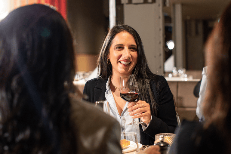 Parigi: Cena con drink alla Madame Brasserie della Torre Eiffel