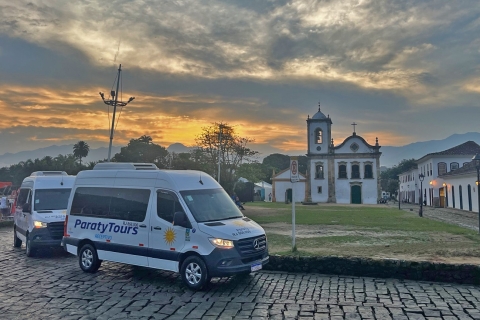 De Paraty: transfert partagé aller simple vers Angra dos ReisD'Angra dos Reis à Paraty